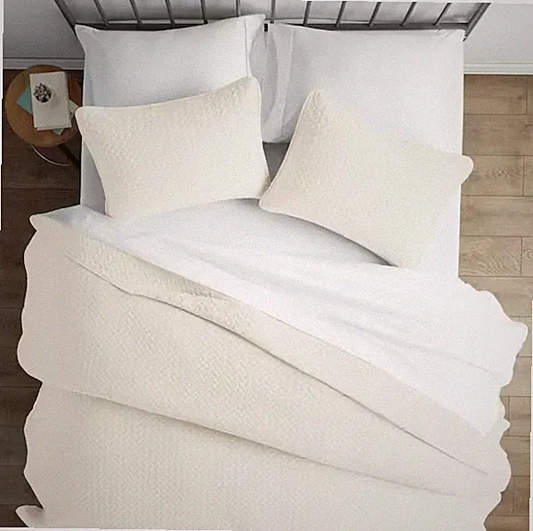 Herring Ivory Microfiber King Performance Quilted Coverlet Set